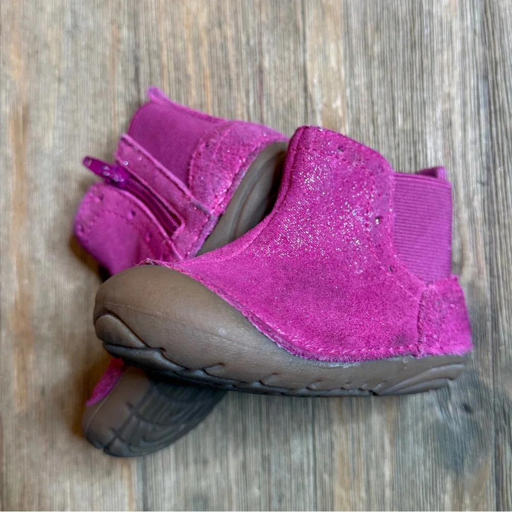 Stride Rite Soft Motion Agnes Heart Glittery Pink Boots Size 5M